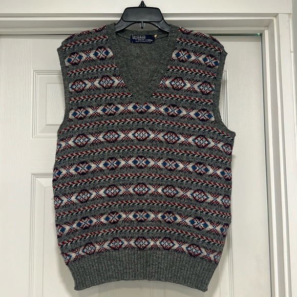 Vintage Men’s Polo RALPH LAUREN early 80’s v-neck sweater vest. Size Large.
